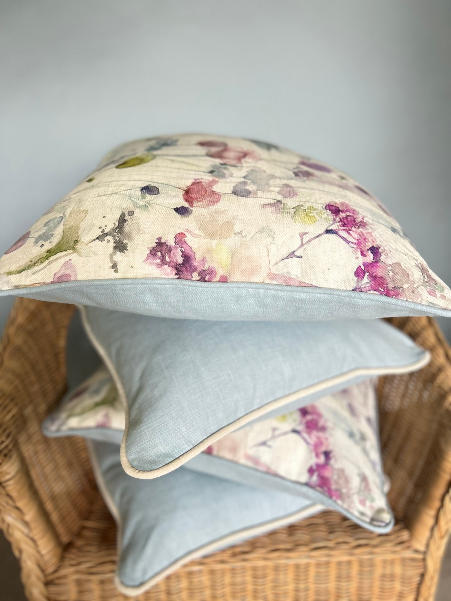 Voyage Maison Ilinizas Violet & Light Blue Piped Cushion Cover