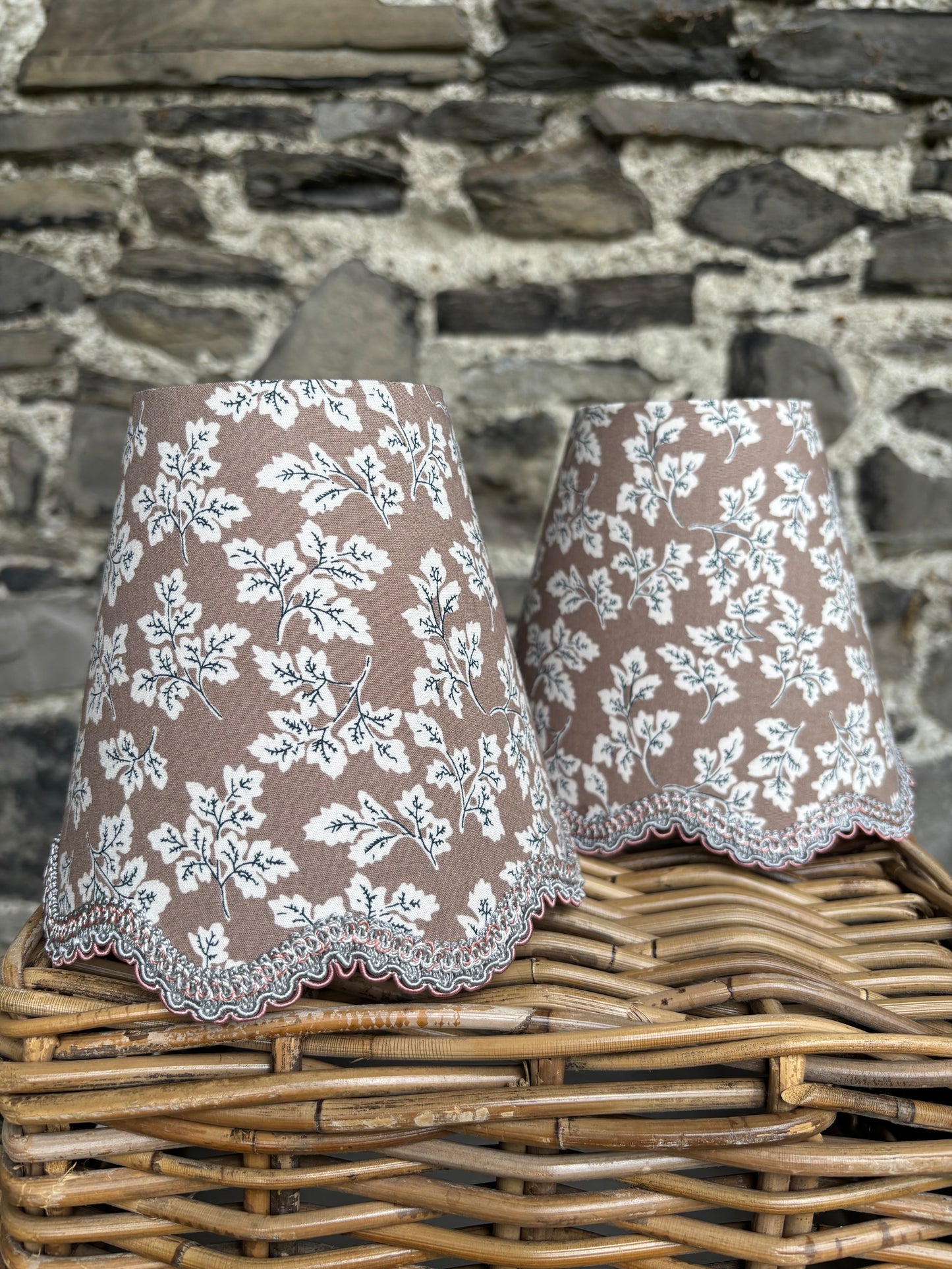 Autumn Leaf Scalloped Shade