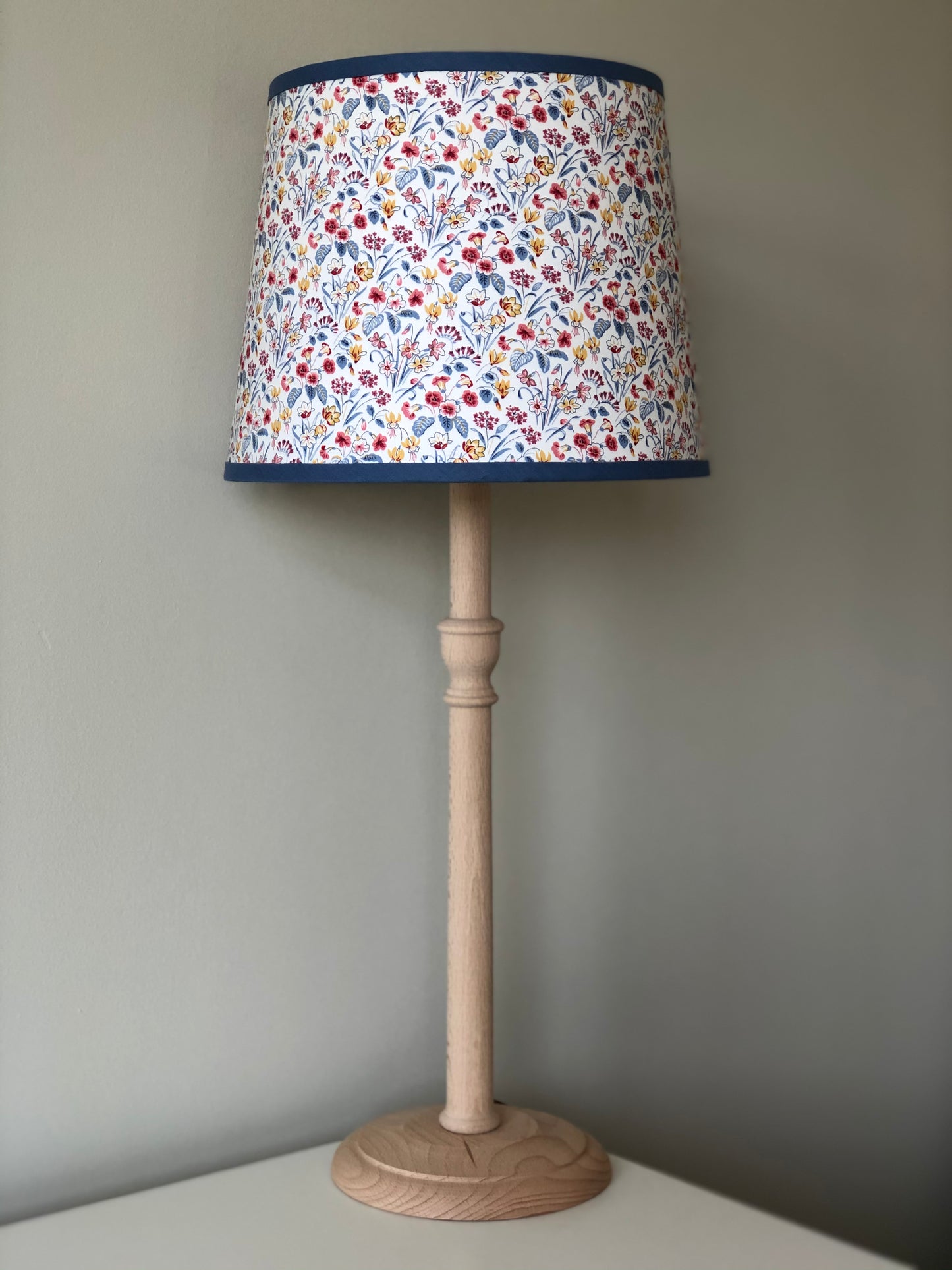 Natural Mango Elegant 45cm Tall Hand-turned Lamp Base